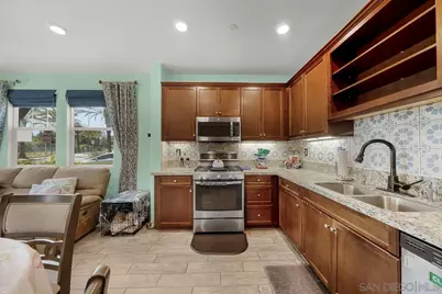 1545 Crown Ln #6, Chula Vista, CA 91915 - Photo 1