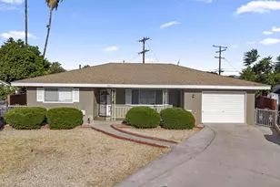 560 Hart St, Hemet, CA 92543 - Photo 1