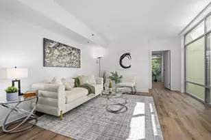 425 W Beech St, San Diego, CA 92101 - Photo 1