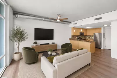  1080 Park Blvd #913, San Diego, CA 92101 - Photo 1