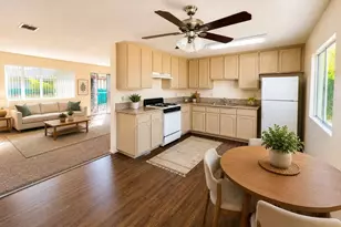 948 E Chase Ave, El Cajon, CA 92020 - Photo 1