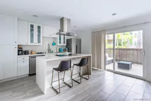 8529 Villa La Jolla Dr, La Jolla, CA 92037 - Photo 1