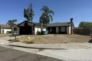 11396 Camarosa Cir, San Diego, CA 92126 - Photo 1