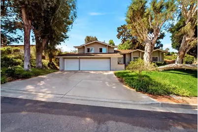  425 Loma Larga, Solana Beach, CA 92075 - Photo 1