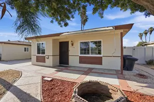 2386 San Bernardo Ave, Hemet, CA 92545 - Photo 1