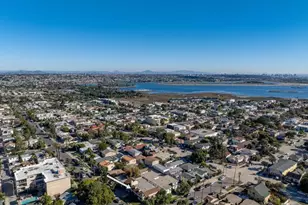 1805 Thomas Ave, San Diego, CA 92109 - Photo 1