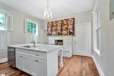 812 W Whitner Street, Anderson, SC 29624 - Photo 9