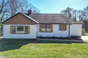 105 Monteith Cir, Greenville, SC 29605 - Photo 1