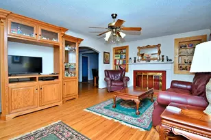 427 Blalock Dr, Joanna, SC 29351 - Photo 3