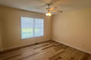 121 Mountain View Ave, Greer, SC 29650 - Photo 5