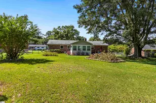 6111 Robin St, Spartanburg, SC 29303 - Photo 13