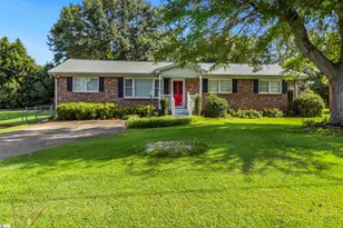 6111 Robin St, Spartanburg, SC 29303 - Photo 1