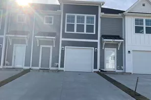 319 Lion heart Ln, Greer, SC 29651 - Photo 1