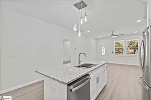 425 Tiger Ln, Westminster, SC 29693 - Photo 11