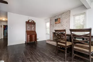 212 Whispering Pines Dr, Moore, SC 29369 - Photo 9