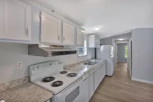 315 Shirley Cir, Townville, SC 29689 - Photo 9