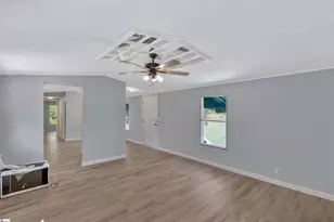 315 Shirley Cir, Townville, SC 29689 - Photo 5