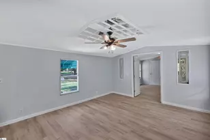 315 Shirley Cir, Townville, SC 29689 - Photo 5