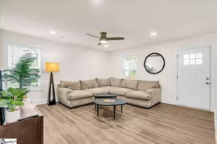 141 Baileyview St, Greer, SC 29651 - Photo 3