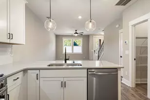 1196 N Pleasantburg Dr, Greenville, SC 28607 - Photo 5