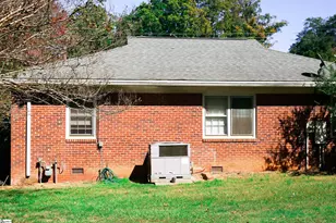 2507 Poinsett Hwy, Greenville, SC 29609 - Photo 15