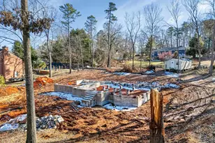 111 Williamsburg Dr, Greer, SC 29651 - Photo 13