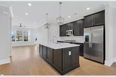 305 Pete Hollis Boulevard, Greenville, SC 29601 - Photo 7