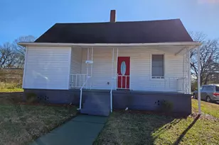 215 Washington St, Clinton, SC 29325 - Photo 1