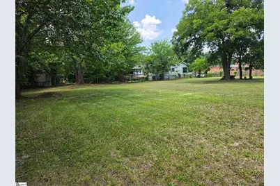 215 Washington Street, Clinton, SC 29325 - Photo 21
