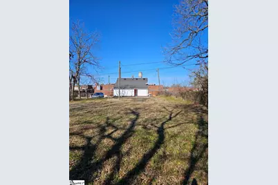 215 Washington Street, Clinton, SC 29325 - Photo 11