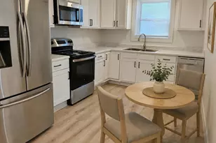 215 Washington St, Clinton, SC 29325 - Photo 9
