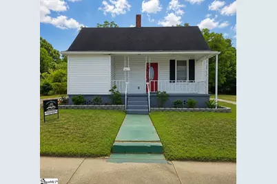 215 Washington Street, Clinton, SC 29325 - Photo 1