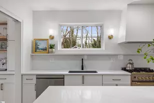 301 Ridgewood Ave, Spartanburg, SC 29306 - Photo 11