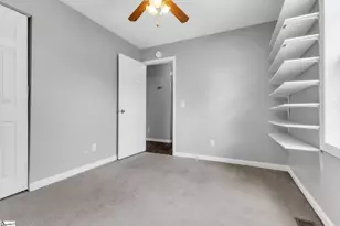 1405 Chestnut St, Laurens, SC 29360 - Photo 17