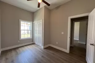 307 Hunter St, Seneca, SC 29678 - Photo 17