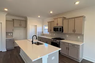 238 Rolling Waters Dr, Greenville, SC 29605 - Photo 3