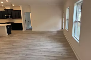 215 Rolling Waters Dr, Greenville, SC 29605 - Photo 9