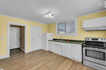 8180 Ninth Street, Boiling Springs, SC 29316 - Photo 3