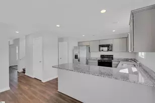 464 Grantham Ct, Spartanburg, SC 29303 - Photo 7