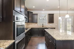 215 Redmont Ct, Simpsonville, SC 29680 - Photo 9