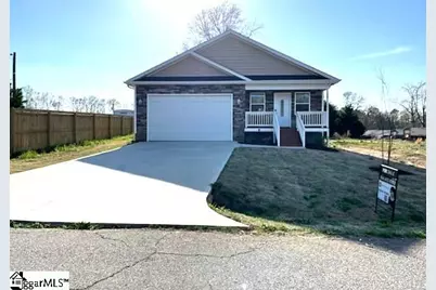 108 Longshore Drive, Belton, SC 29627 - Photo 1