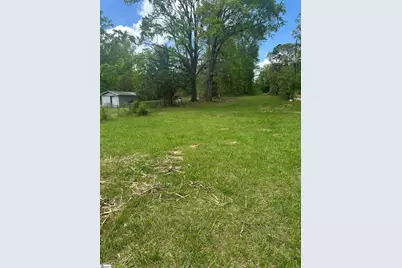 101 W Bluford Street, Clinton, SC 29325 - Photo 9