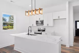 202 S Howard St, Landrum, SC 29356 - Photo 11