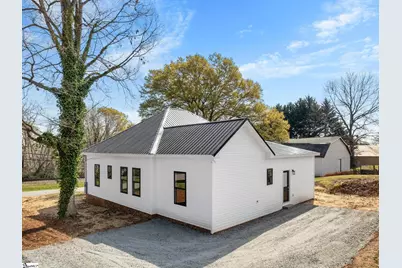 202 S Howard Street, Landrum, SC 29356 - Photo 35