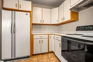 77 Chestnut St, Tryon, NC 28782 - Photo 13