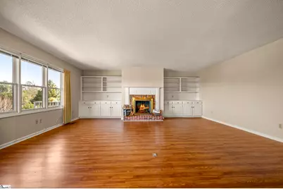 77 Chestnut Street Oak Hall #301, Tryon, NC 28782 - Photo 7