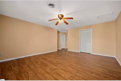 77 Chestnut Street Oak Hall #301, Tryon, NC 28782 - Photo 31