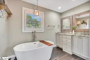 221 Lakeside Dr, Seneca, SC 29672 - Photo 9