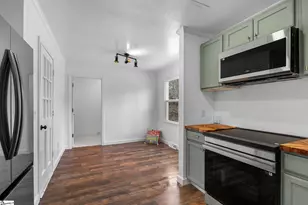 127 Robinwood Ln, Pelzer, SC 29669 - Photo 9