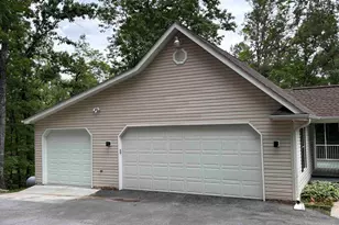 116 Dorothy Ln, Pickens, SC 29671 - Photo 3